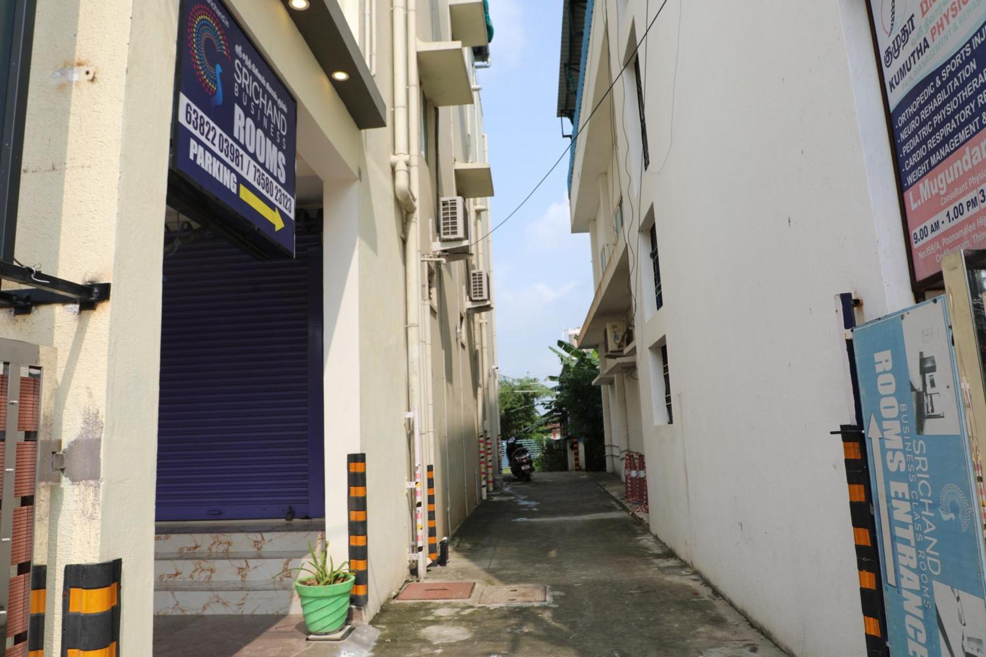 Srichand Business Class Rooms Thiruvallur Exterior photo